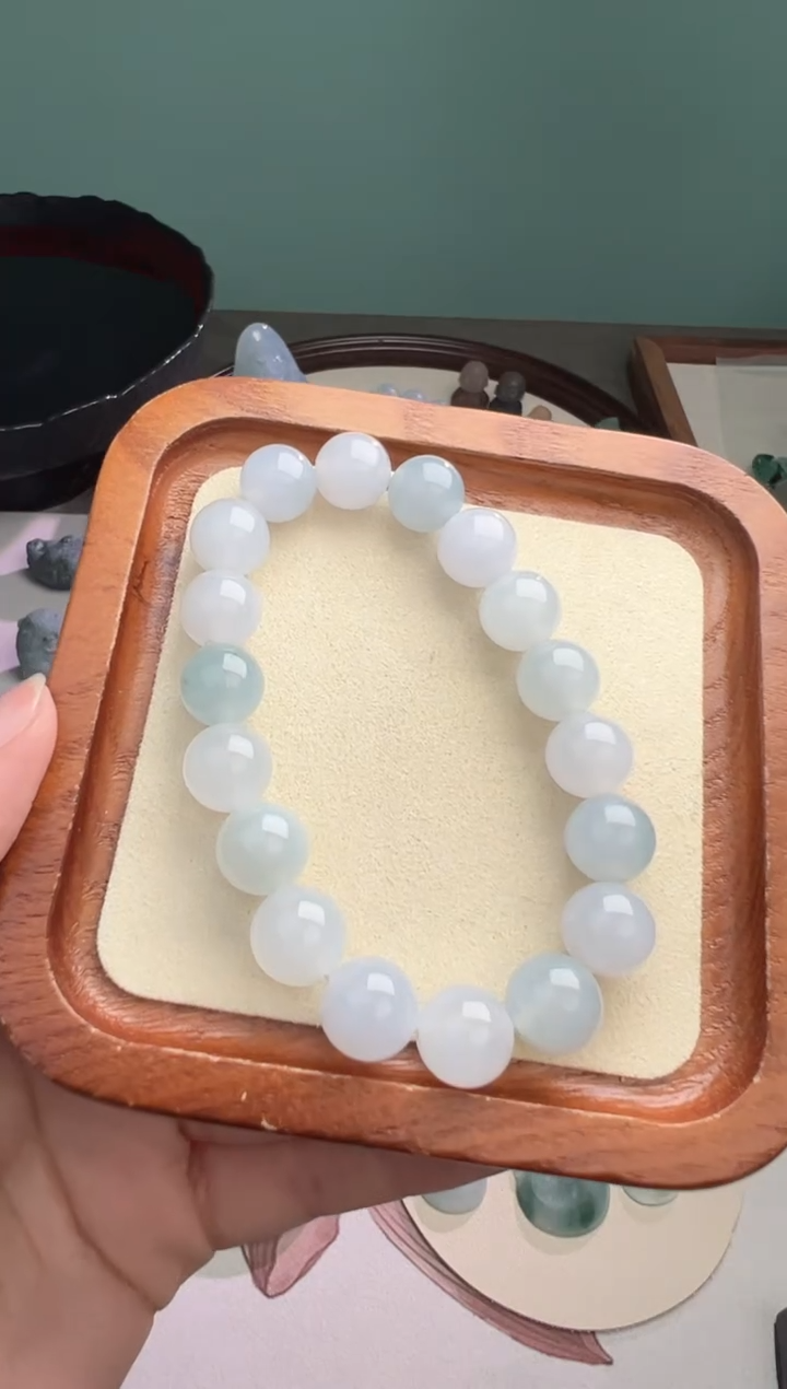 定制翡翠未镶嵌多宝手串