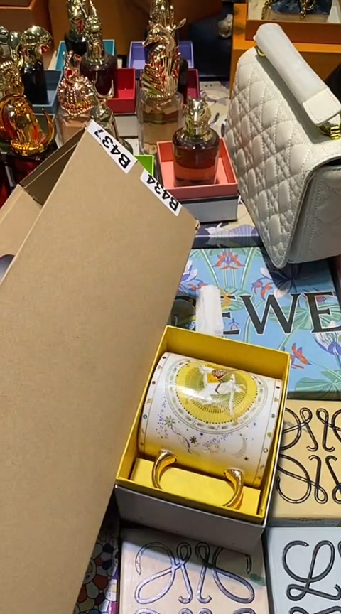 【闪购商品】瓷片1111111111111