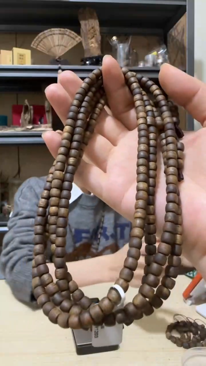 【闪购商品】沉香手串张勺子鼓珠多圈手串多样性发一条