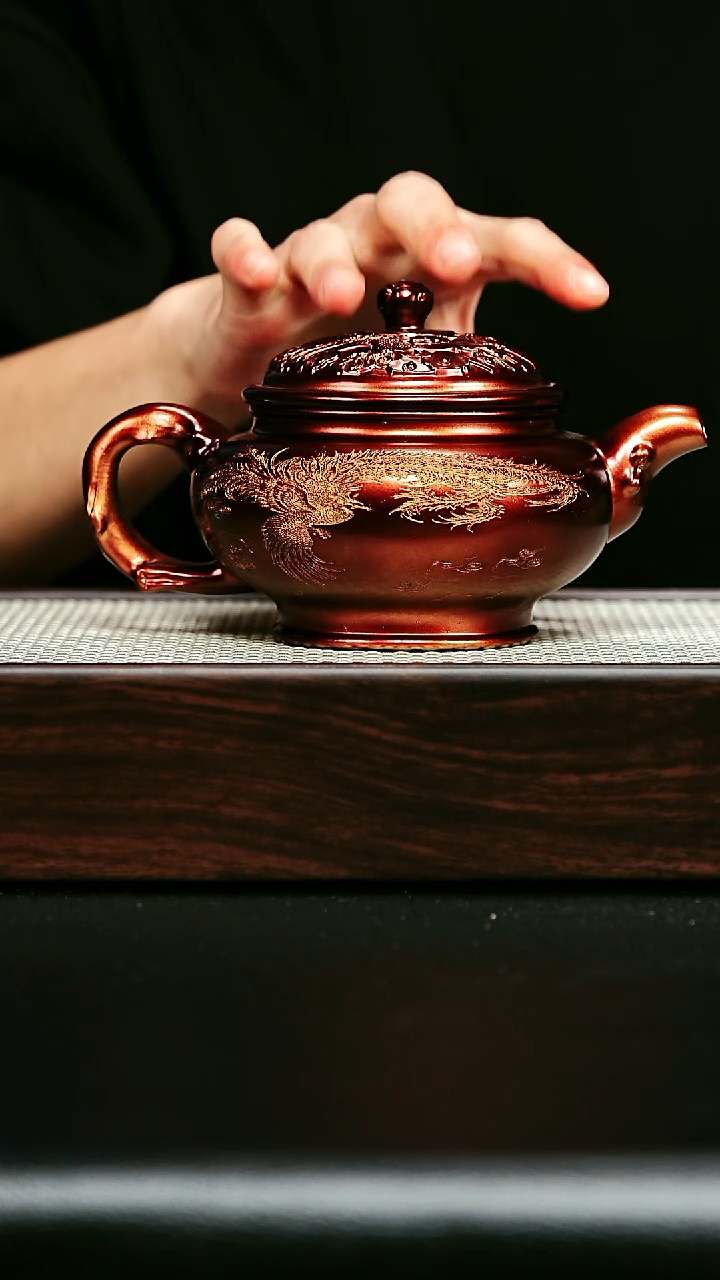 茶壶紫砂龙凤呈祥 贝壳烧   掇只