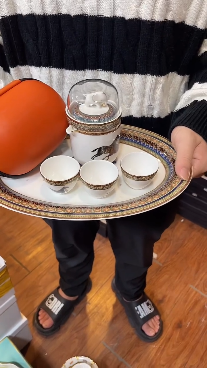 杯鸿辉家品牌瓷器，京东包邮！