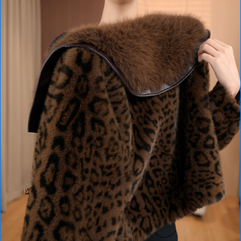 【运费补贴】海宁正品冬季新款豹纹大毛领雪兰貂加厚外套14360-薇薇
