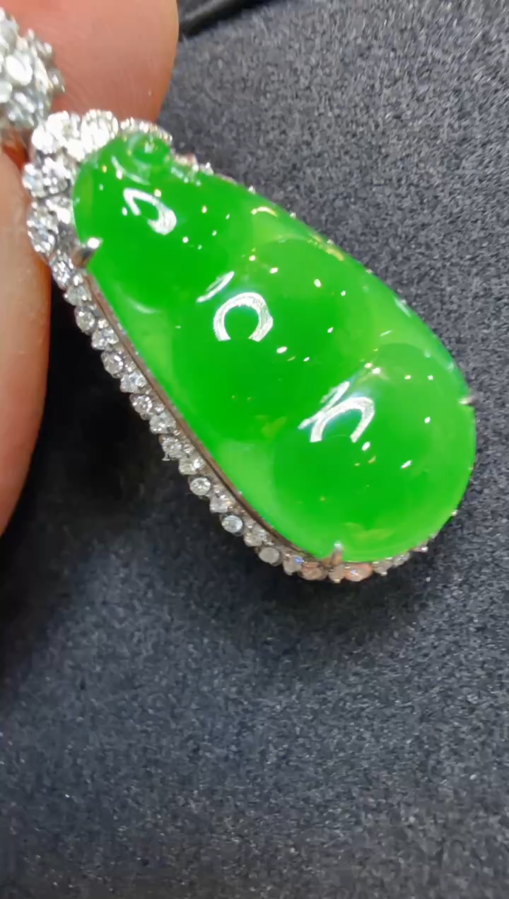 吊坠(不含链)18K金镶嵌翡翠多样性团购发一件