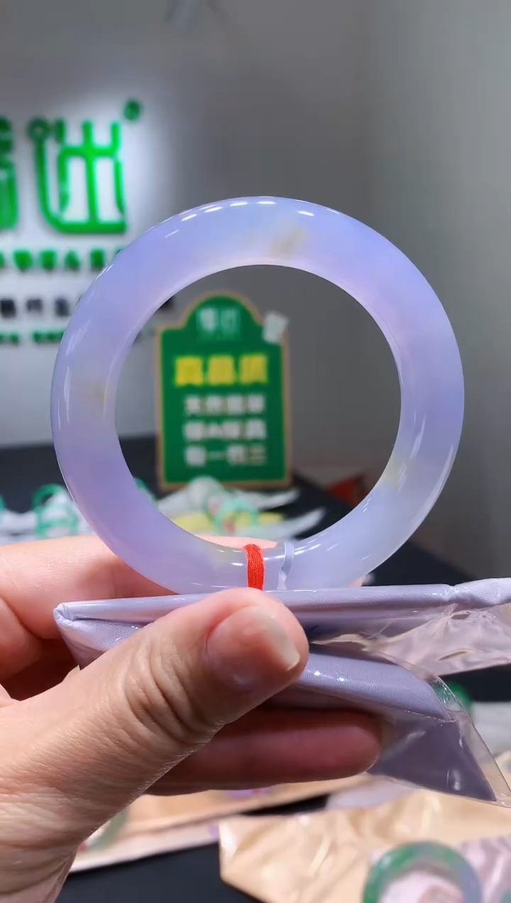 未镶嵌手镯翡翠-  天然缅甸A货翡翠总价10.9万定金2万