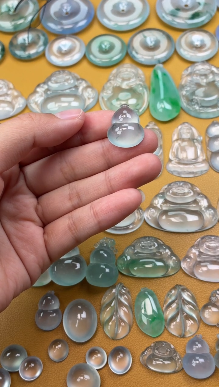 吊坠(不含链)未镶嵌翡翠11 葫芦 20.2 16.6 7.3