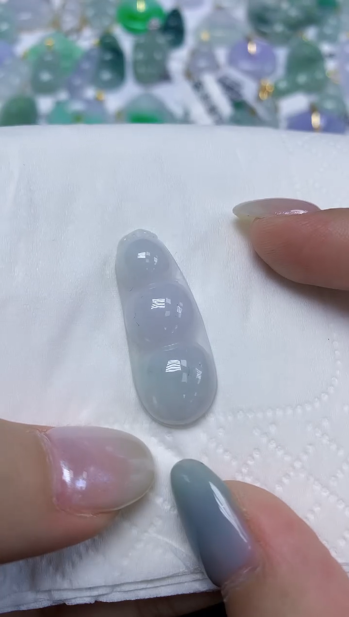 翡翠未镶嵌颈饰天然缅甸翡翠A货