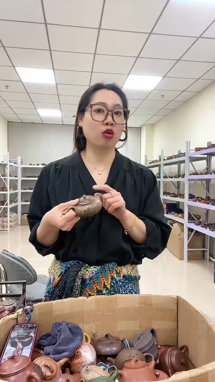 【闪购商品】紫砂茶壶龙背青 国色天香寒江