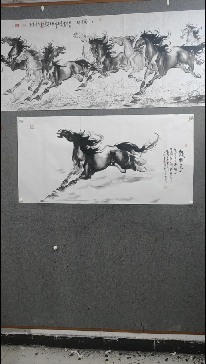 国画水墨写意单骏马图