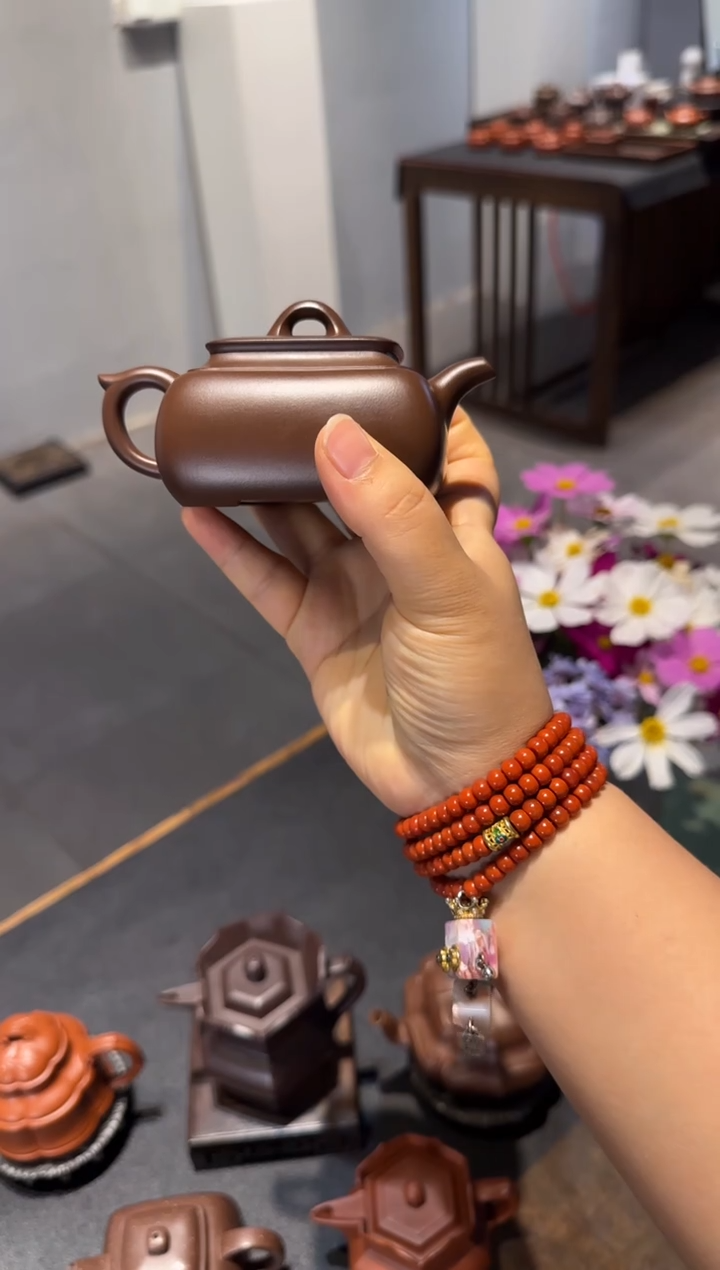 茶壶紫砂惊**枪长四方 紫砂壶