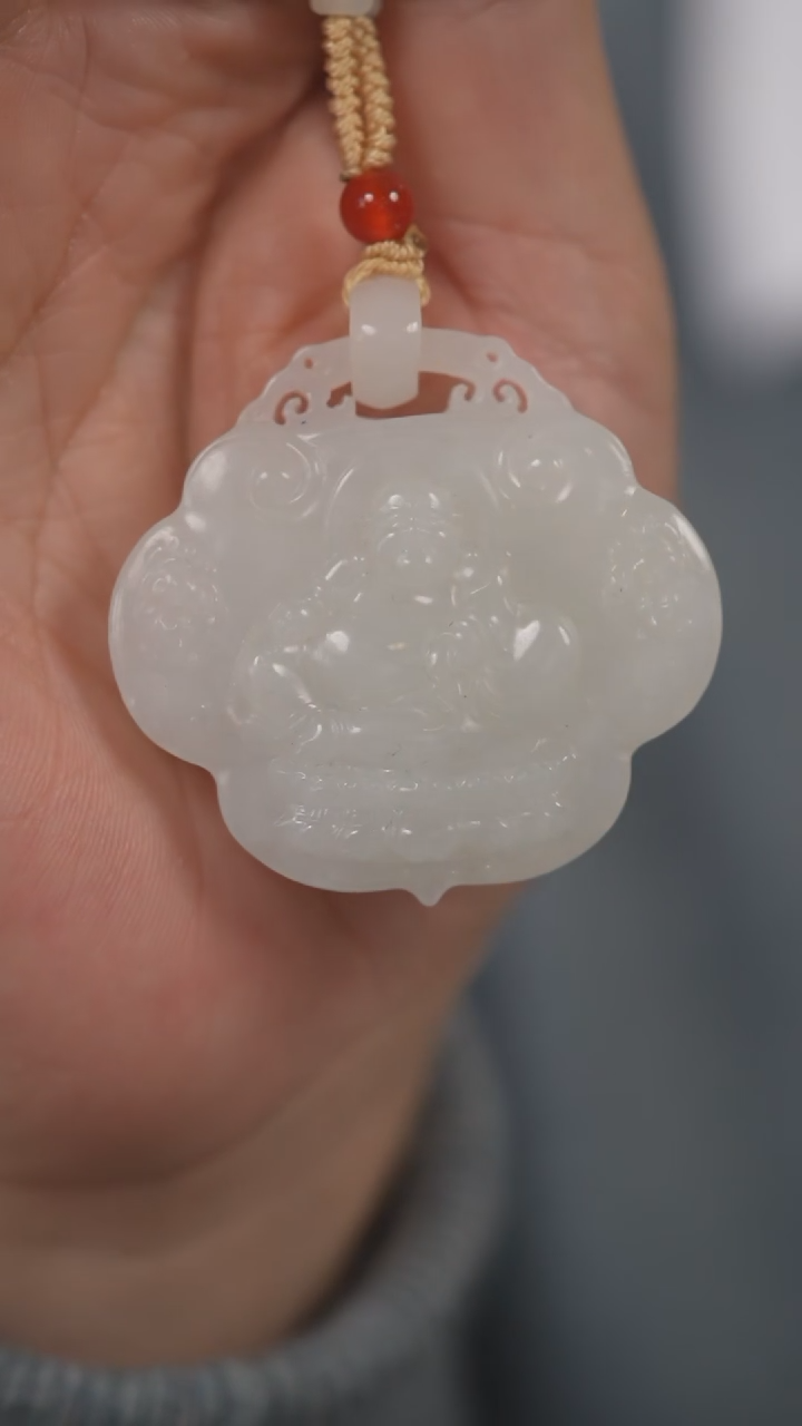 颈饰未镶嵌和田玉佛公