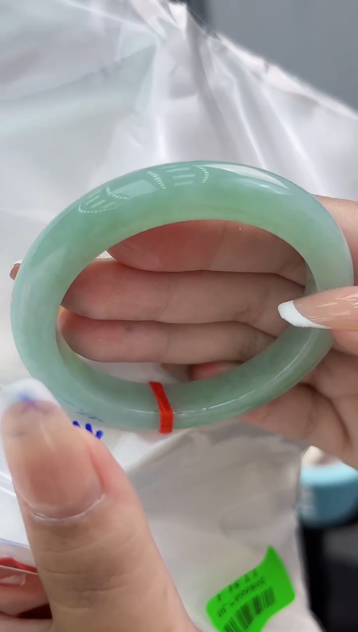 【闪购商品】翡翠手镯未镶嵌翡翠手镯