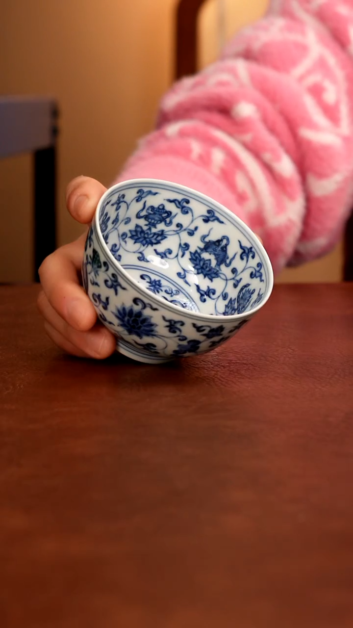摆件陶景德镇瓷器，青花手绘茶具~