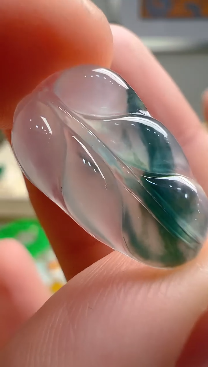 【闪购商品】翡翠吊坠(不含链)未镶嵌多样性发货拍一发一