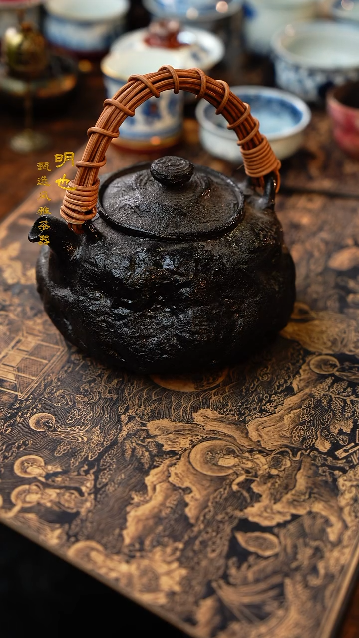 【闪购商品】1明也茶器/ 提梁壶一个