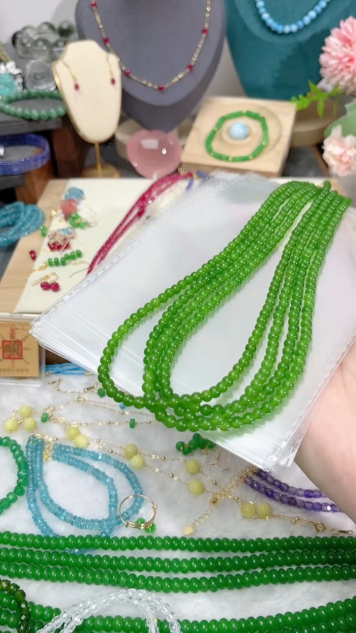 【闪购商品】和田玉（碧玉）颈饰银S925镶嵌圆99