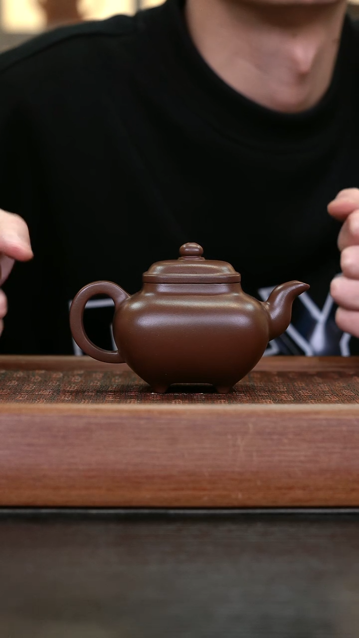 茶壶紫砂   革紫泥   传炉    230cc