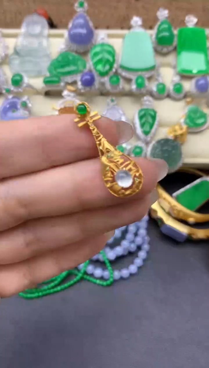 【闪购商品】翡翠颈饰18K金镶嵌423-中国好珍宝