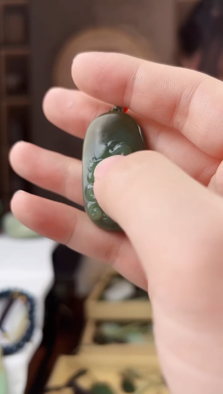颈饰未镶嵌和田玉拍一发一，多样性发货
