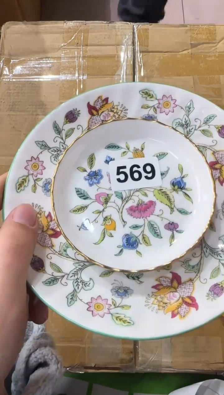 E****n569...中古產品謹慎參拍