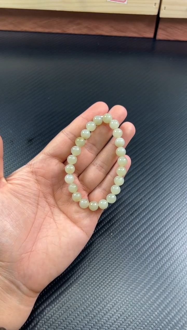 未镶嵌手串和田玉且末近矿微色差卡8M k