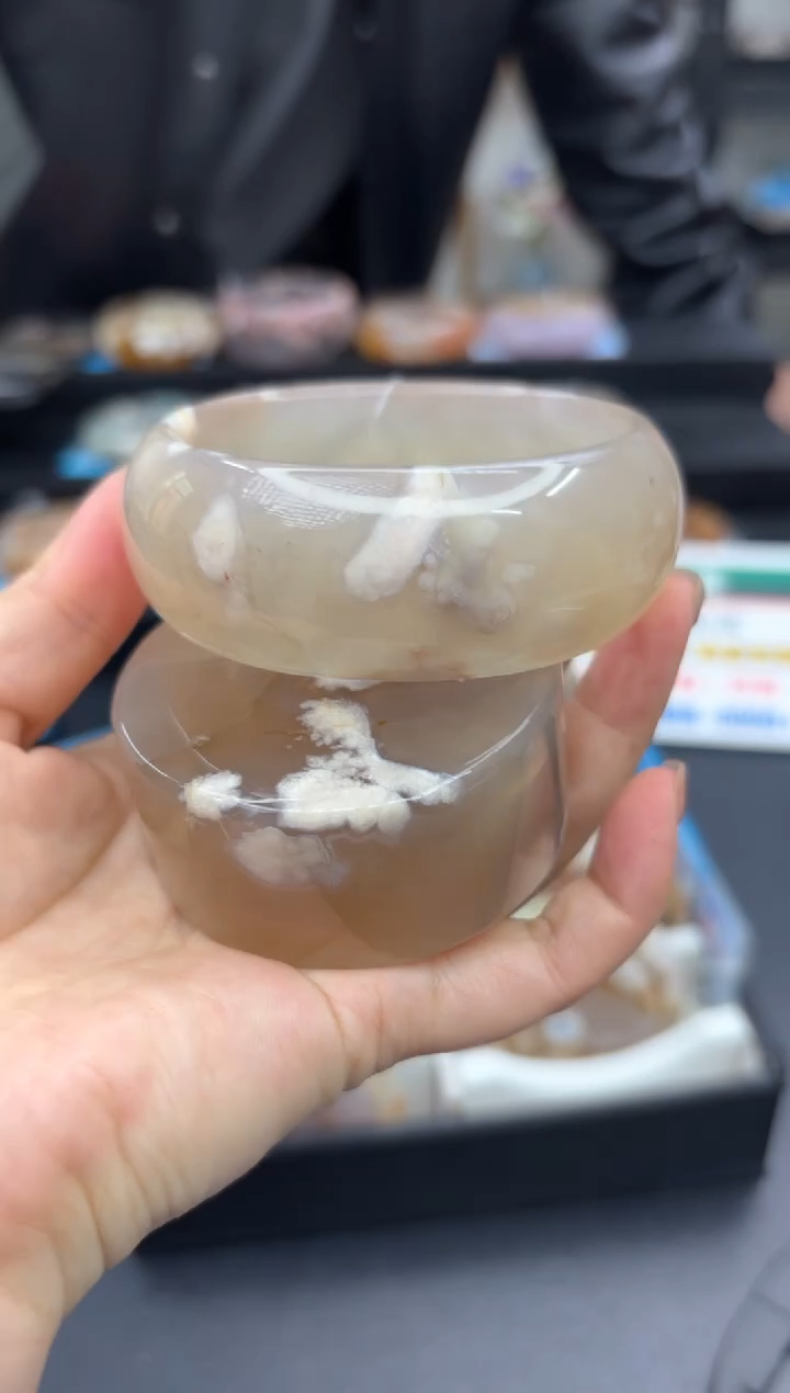 【闪购商品】石英质玉手镯未镶嵌C200(62圈赠送镯心)