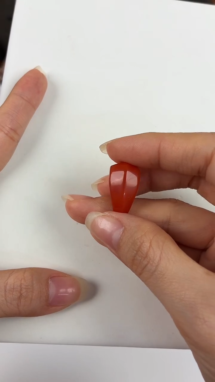 未镶嵌保山鲨鱼背三通南红玛瑙（多样式发其一）