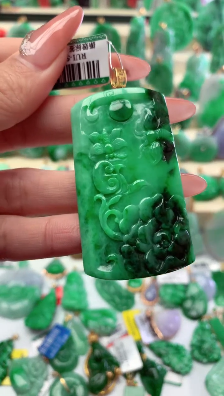 【闪购商品】翡翠颈饰18K金镶嵌挂件