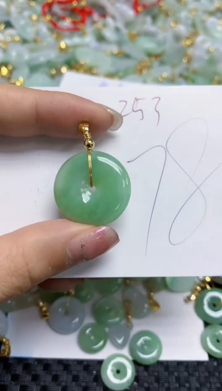 【闪购商品】翡翠颈饰合金   天然A货翡翠