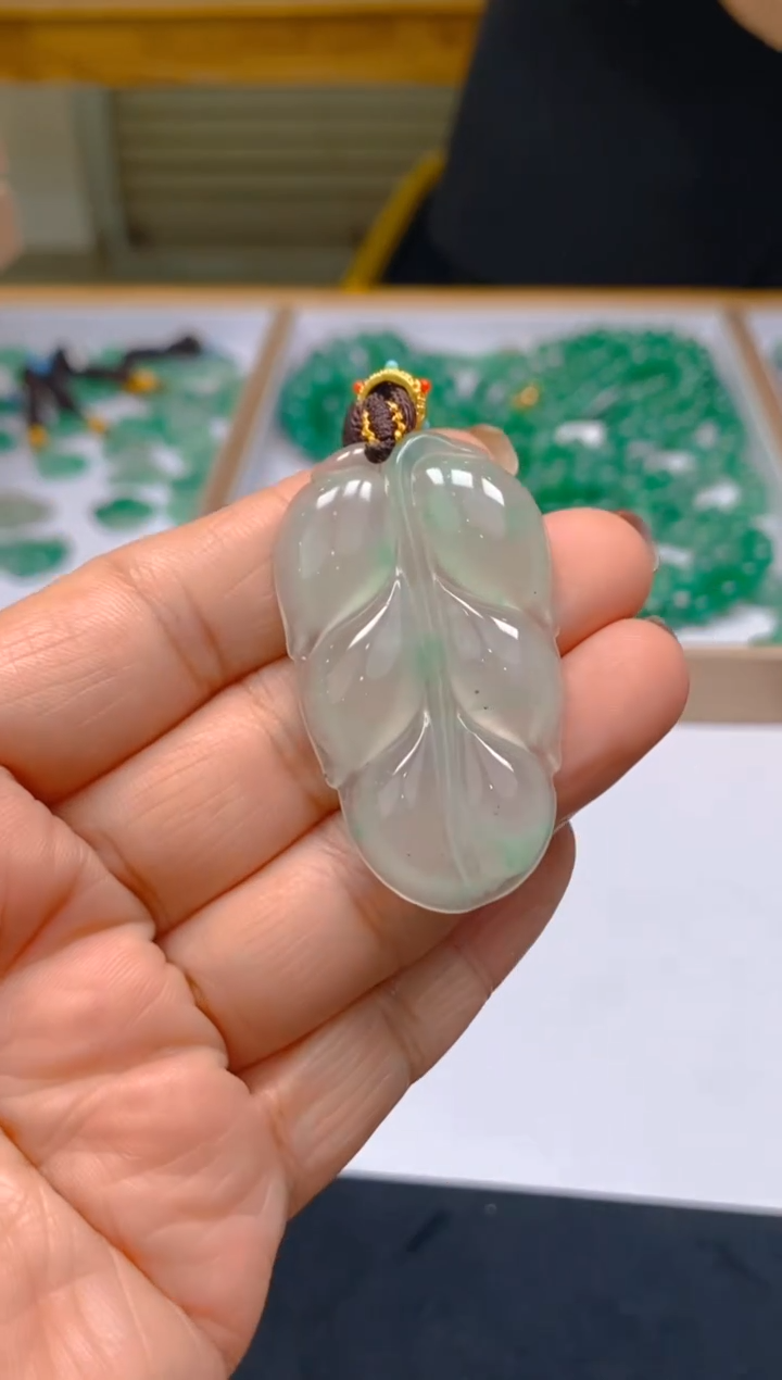 【闪购商品】石英质玉颈饰未镶嵌冰美人非洲翠059