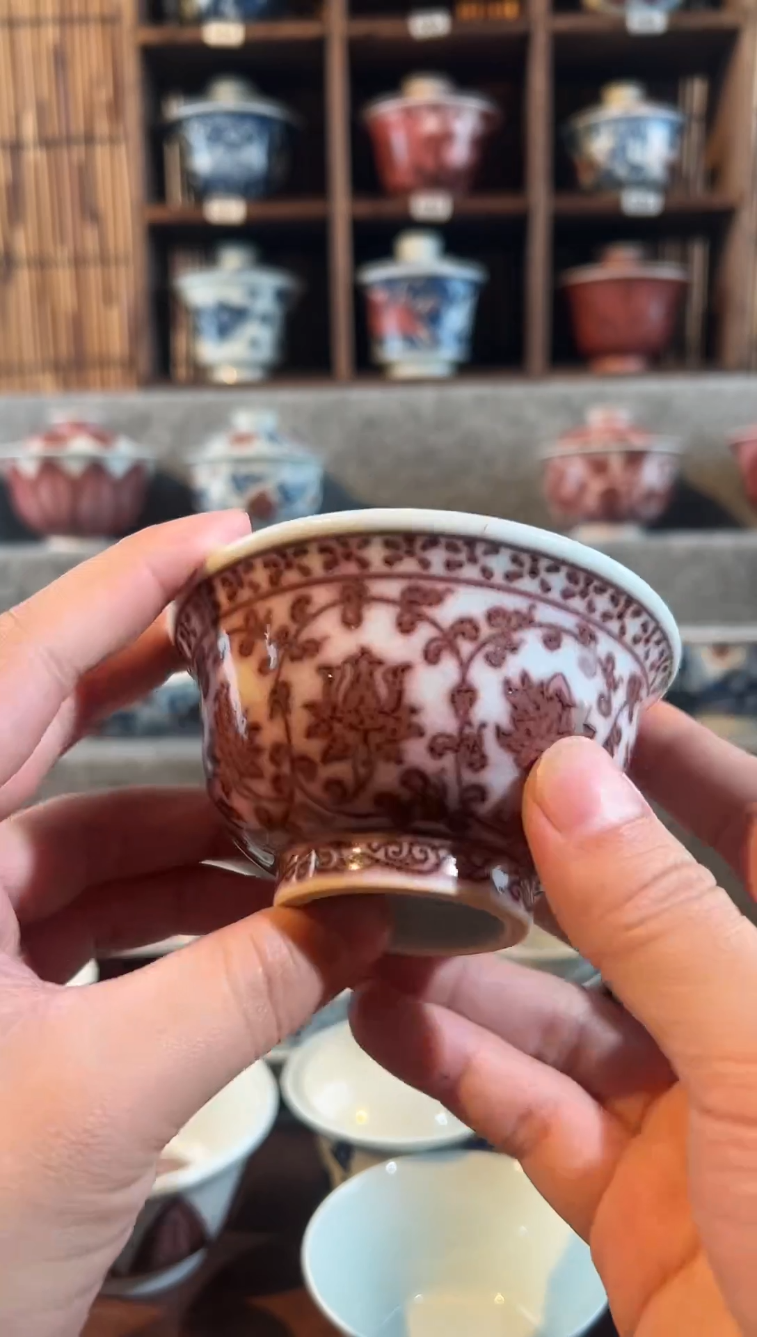 【闪购商品】天禄言瓷缠枝莲压手红