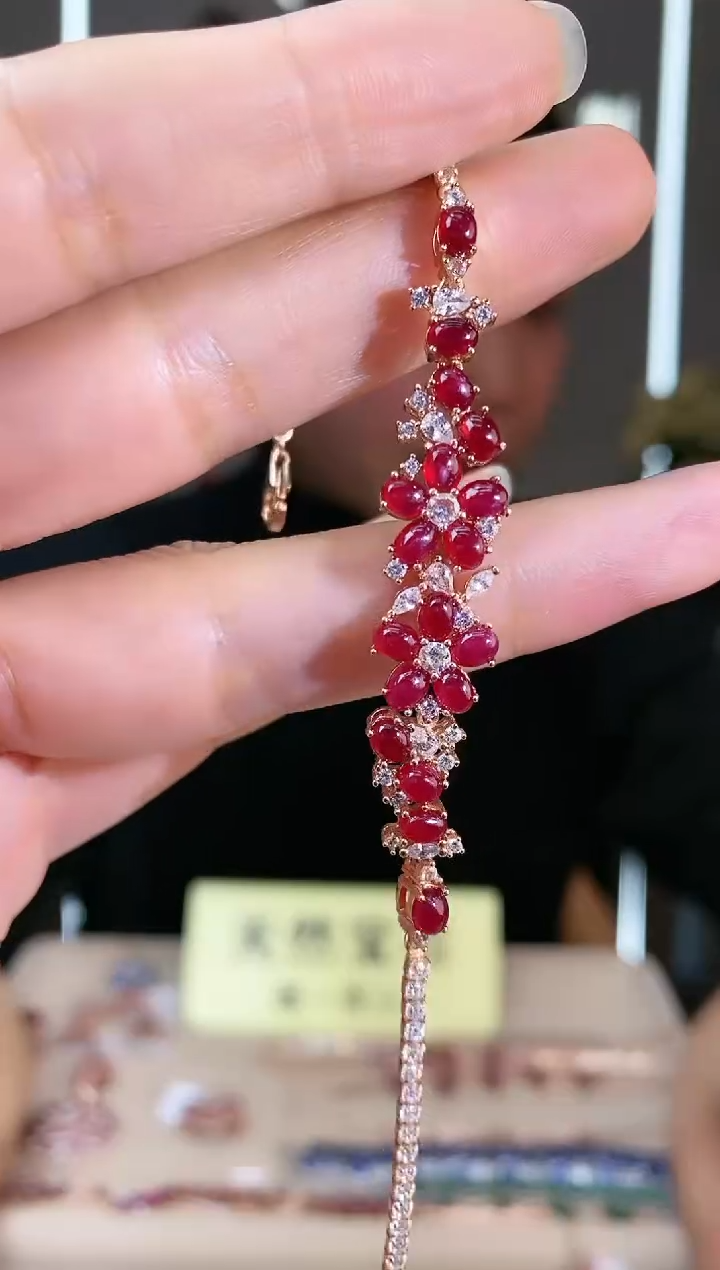 【闪购商品】红宝石手链银S925镶嵌手链