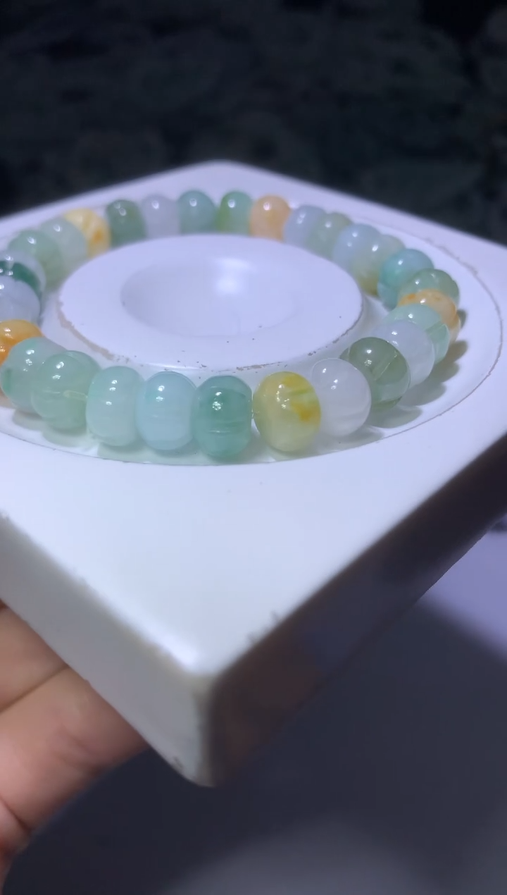 未镶嵌挂件翡翠L****0MXX058282