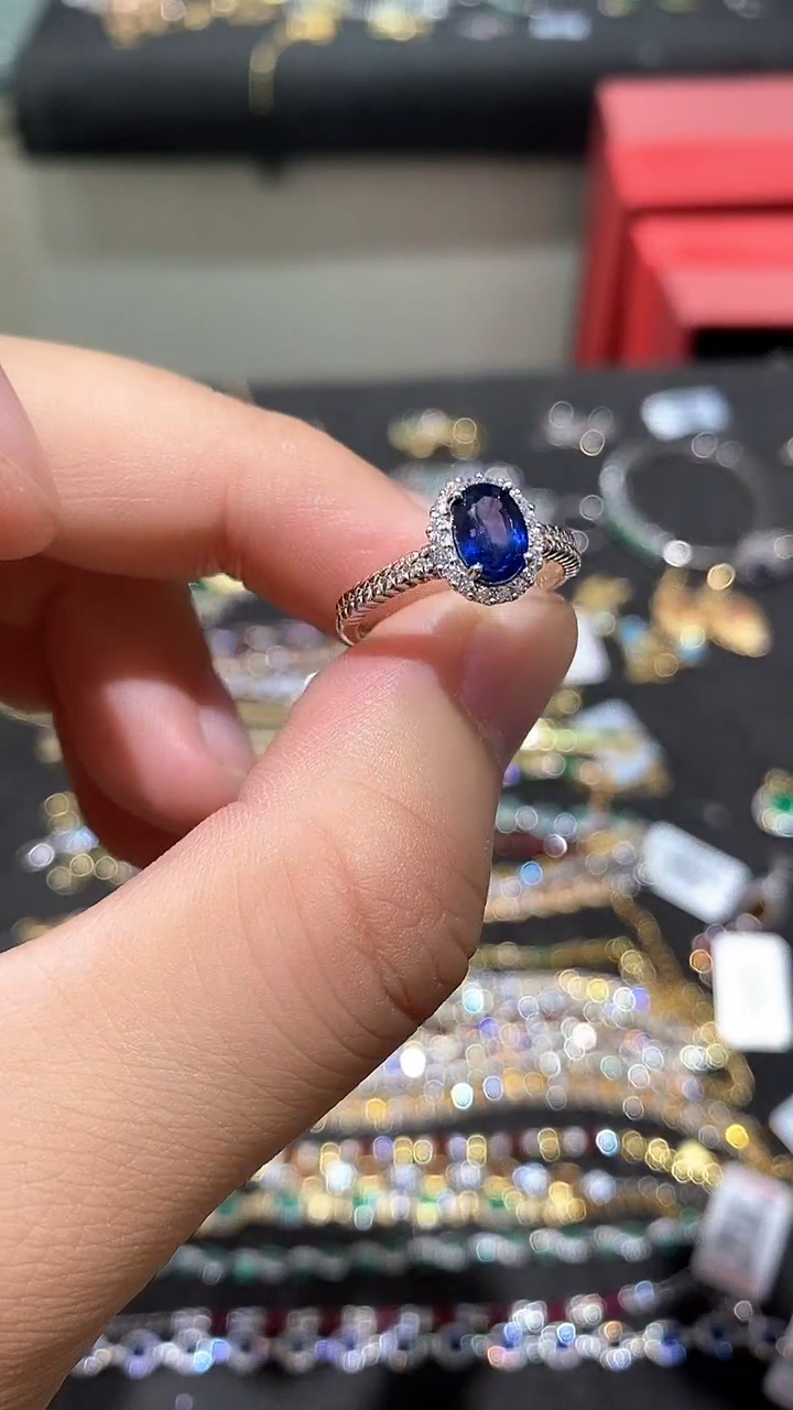 蓝宝石戒指银S925镶嵌戒指