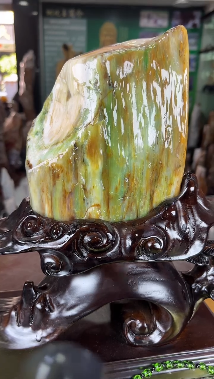 缅甸天然树化玉摆件