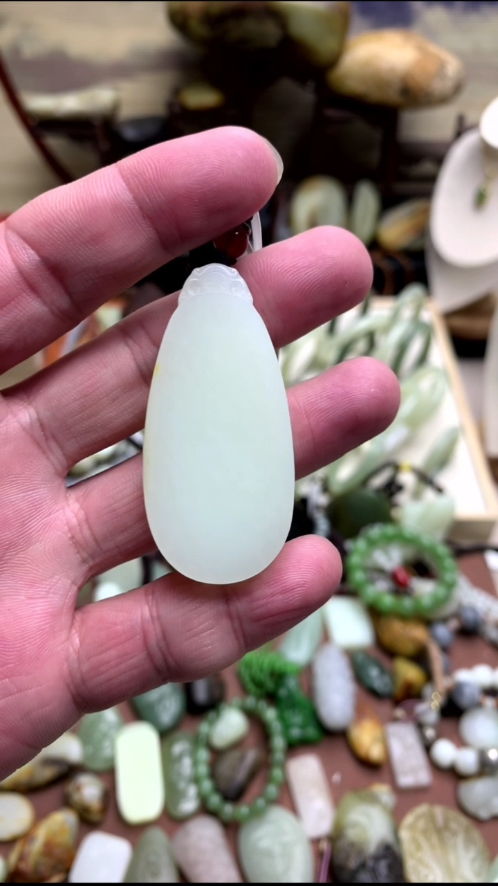 【闪购商品】和田玉颈饰未镶嵌俄子牌牌