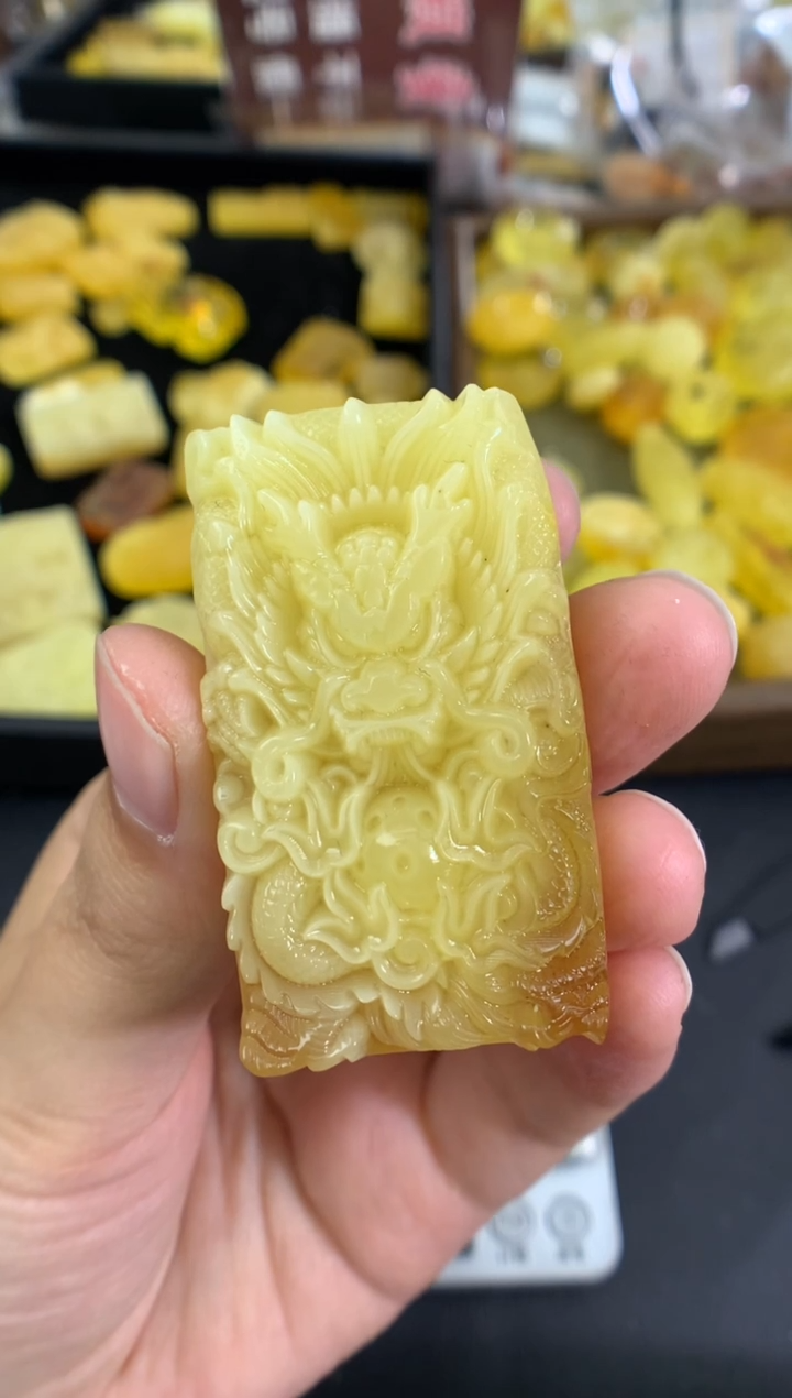 蜜蜡未镶嵌珠宝奇石冰****女1