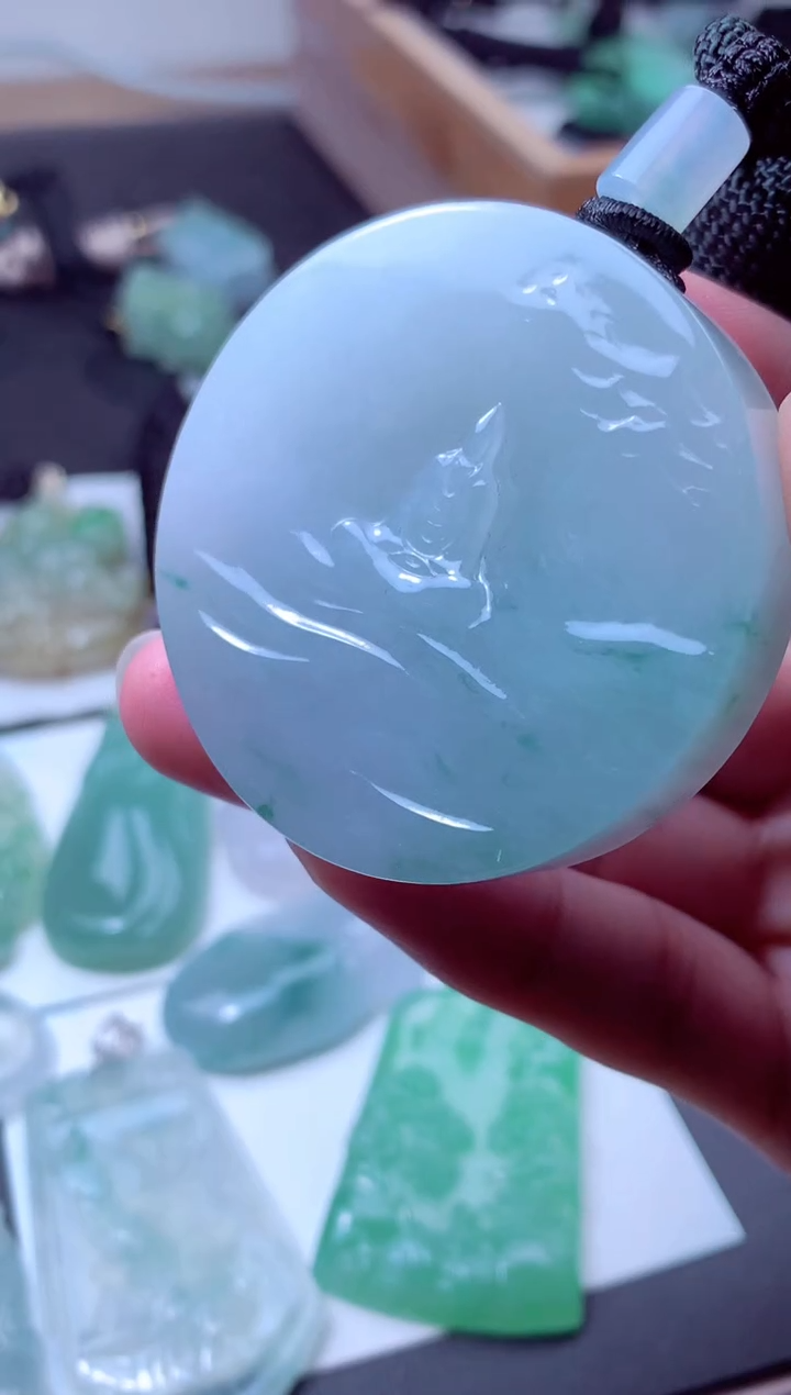 颈饰未镶嵌翡翠天然A货翡翠