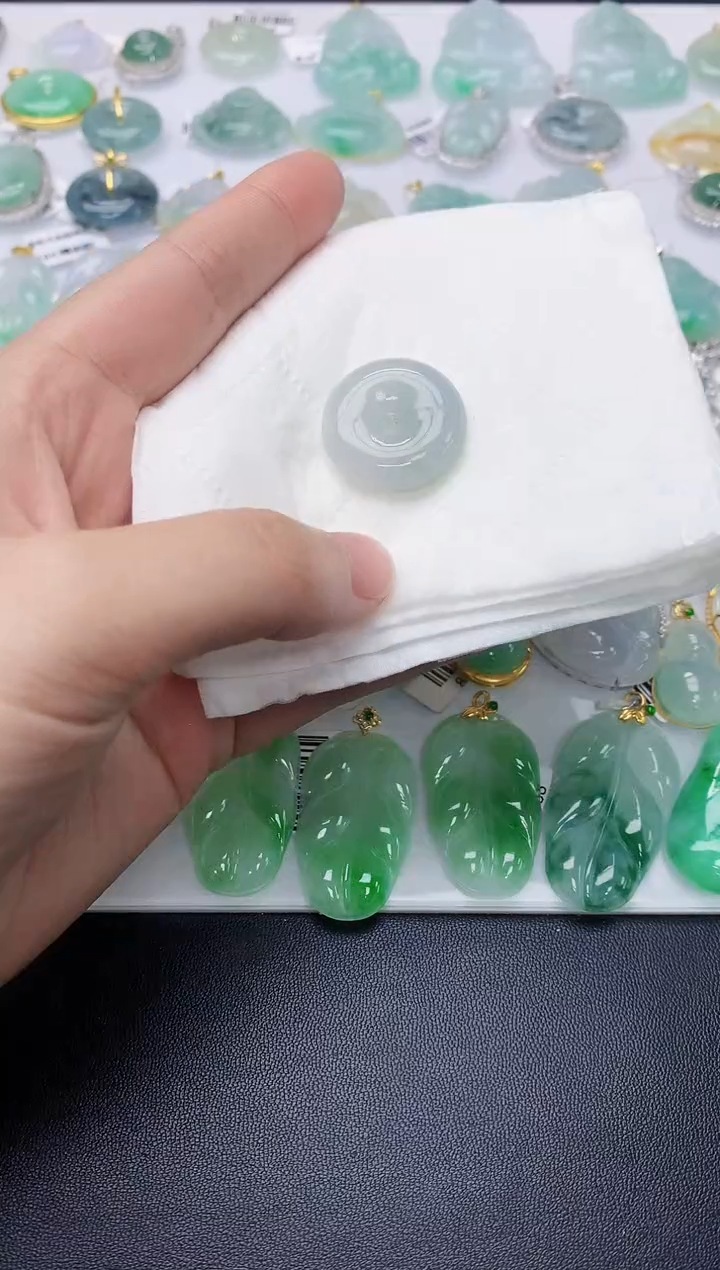 颈饰未镶嵌翡翠天然A货