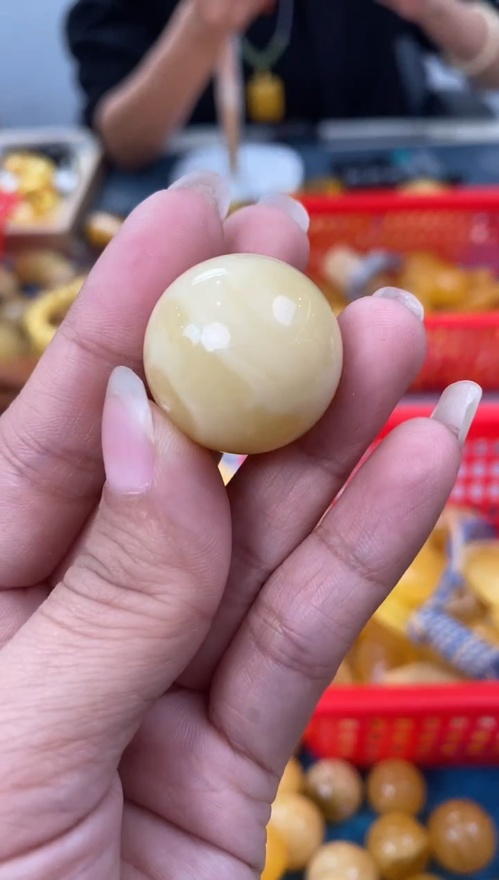 【闪购商品】琥珀裸石未镶嵌天然琥珀蜜蜡珠子