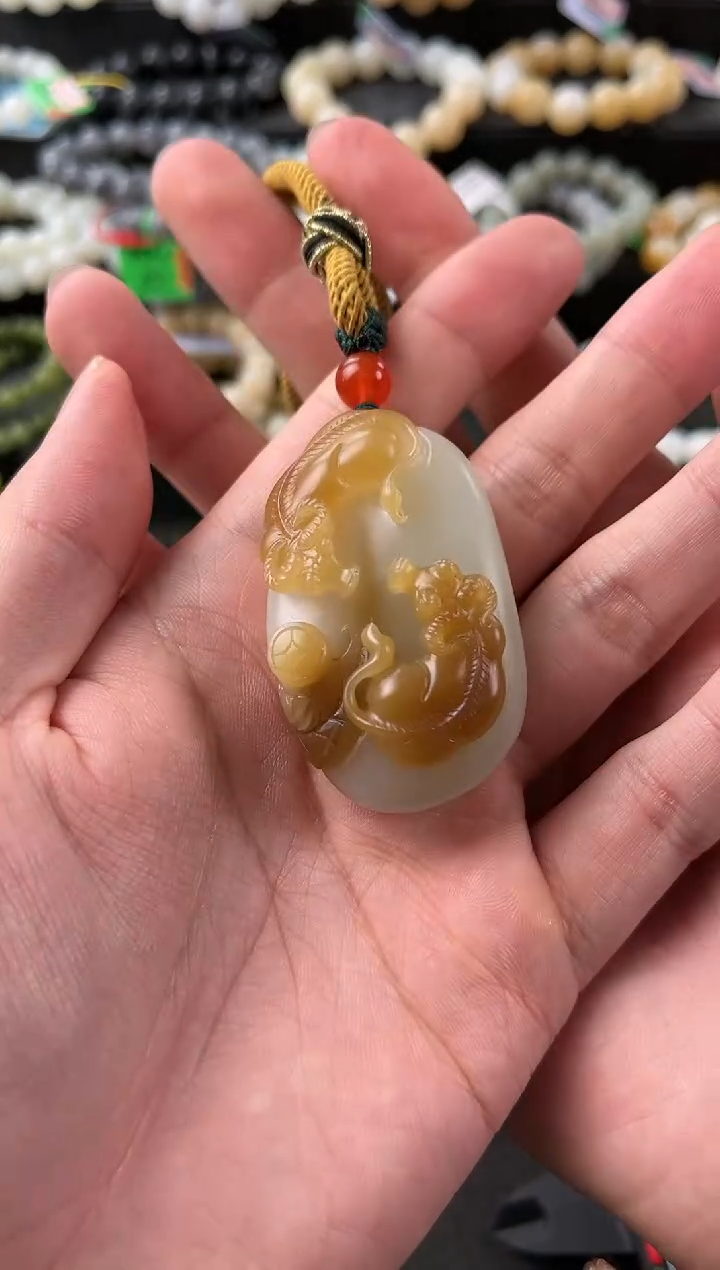 【闪购商品】和田玉手把件未镶嵌且末金山糖手把件微色差