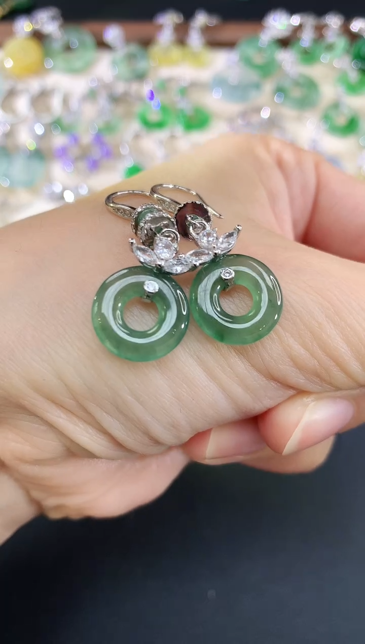 未镶嵌翡翠耳饰132买断场不退不换|680