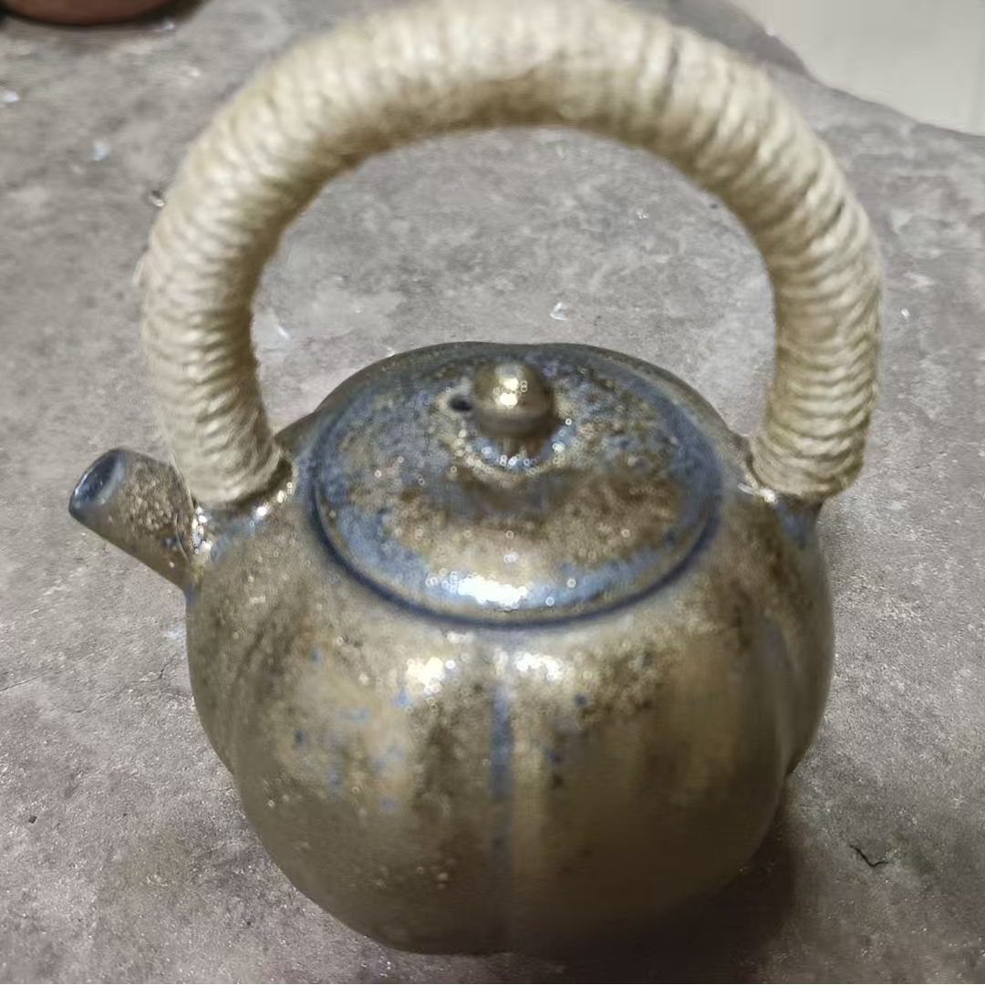 H02原矿鎏金南瓜提梁