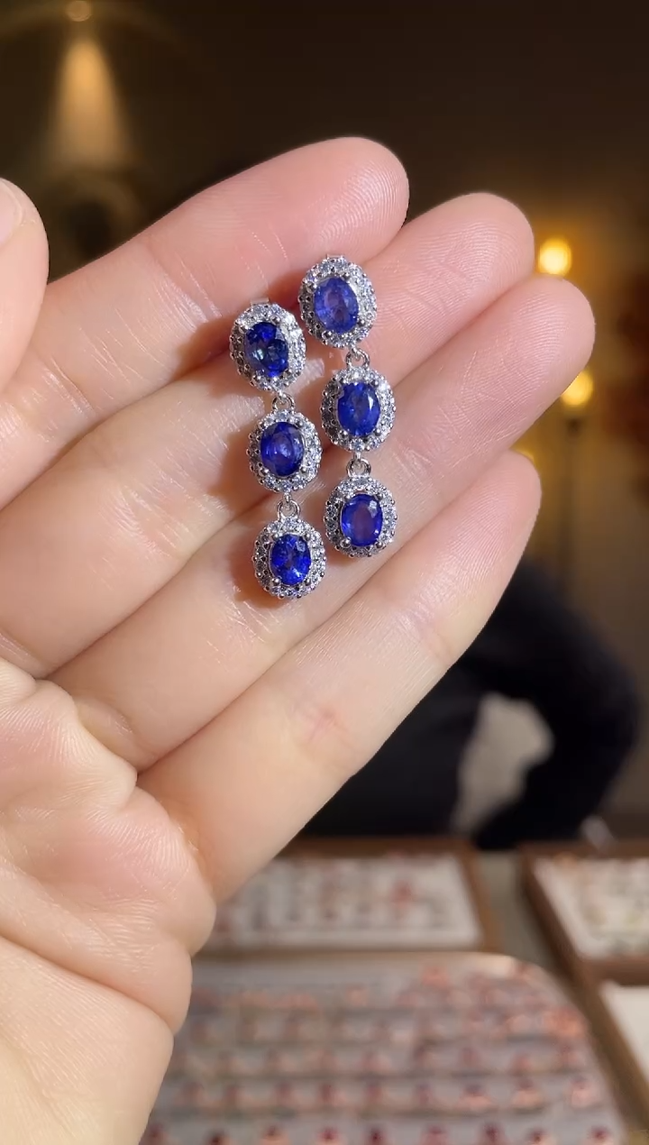 耳饰蓝宝石银S925镶嵌耳饰