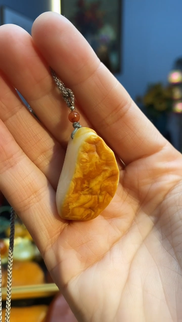 琥珀颈饰未镶嵌挂件