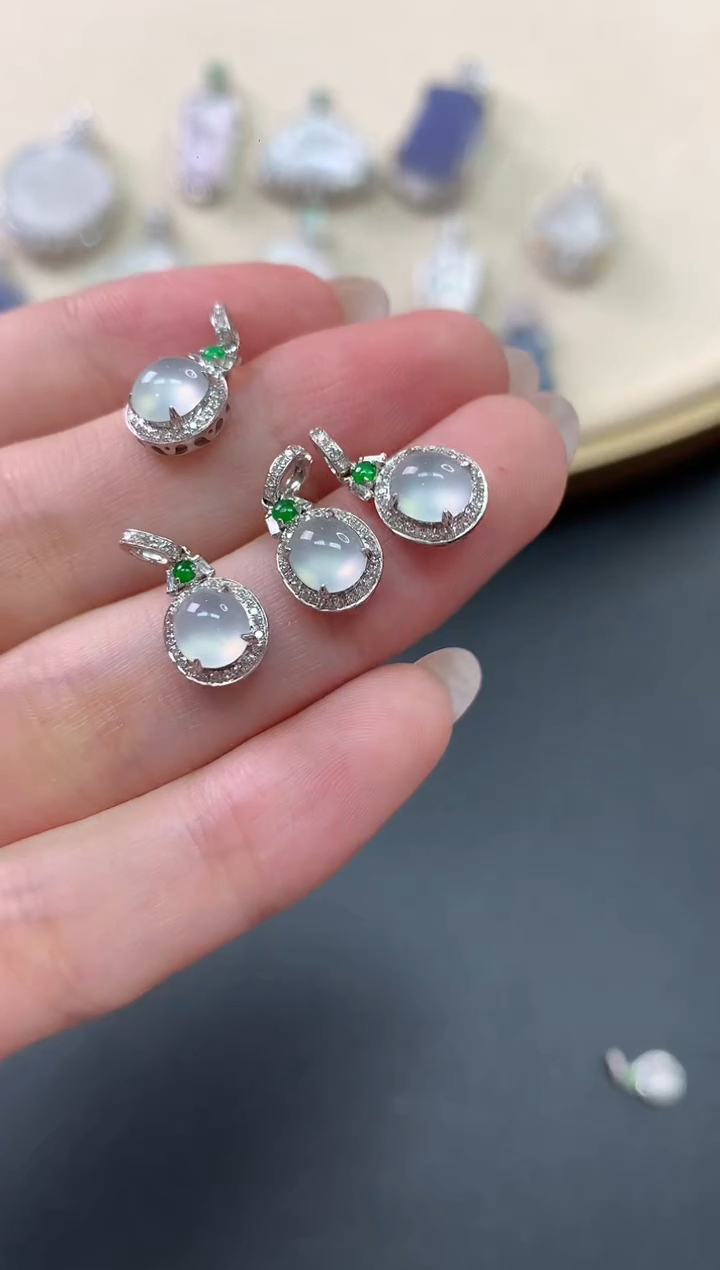 翡翠18K金镶嵌吊坠(不含链)Y334|多样性发货一件1680