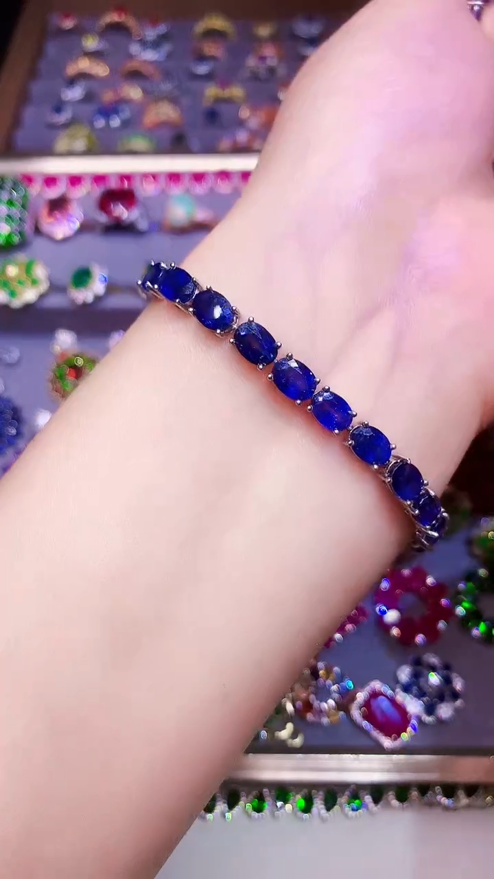 手链蓝宝石银S925镶嵌....
