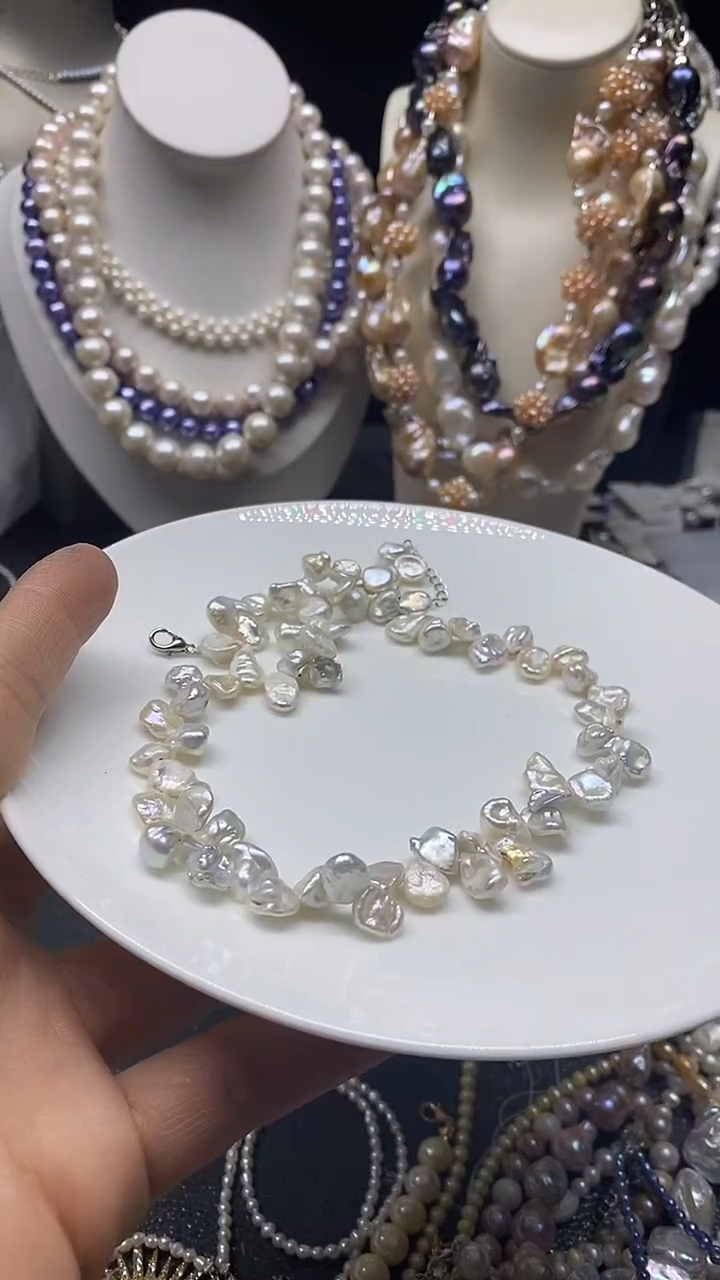 颈饰未镶嵌淡水珍珠多人