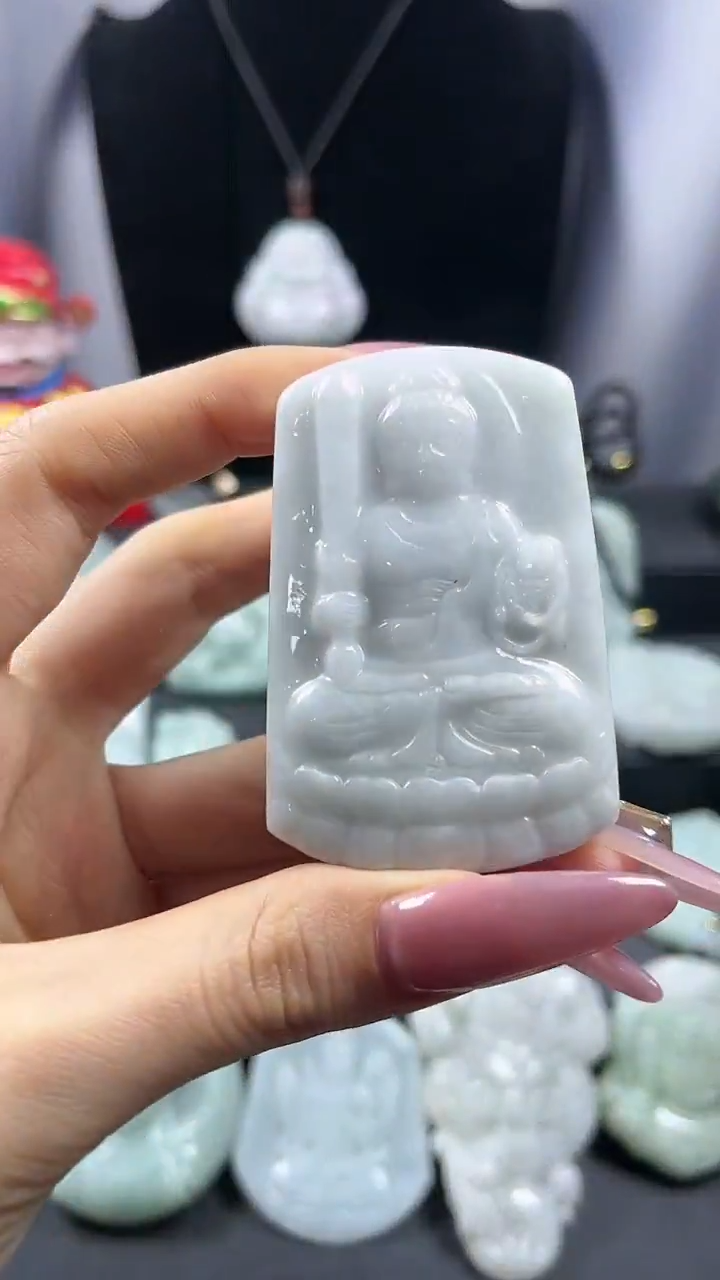 【闪购商品】翡翠颈饰未镶嵌不动明王