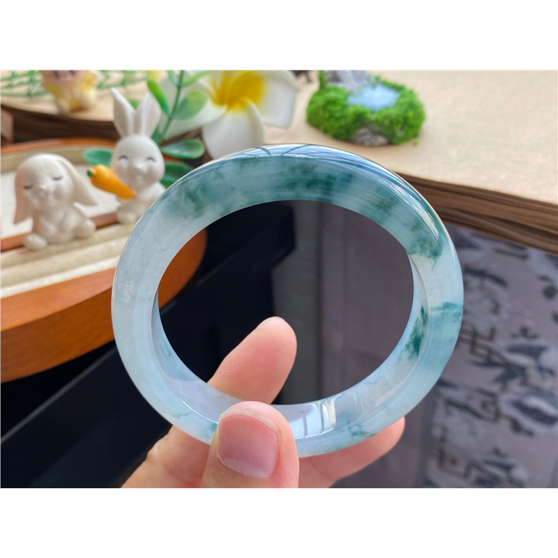 04.02批冰飘花种水镯2595号54.7-12.8-8.4 深邃幽静的飘花