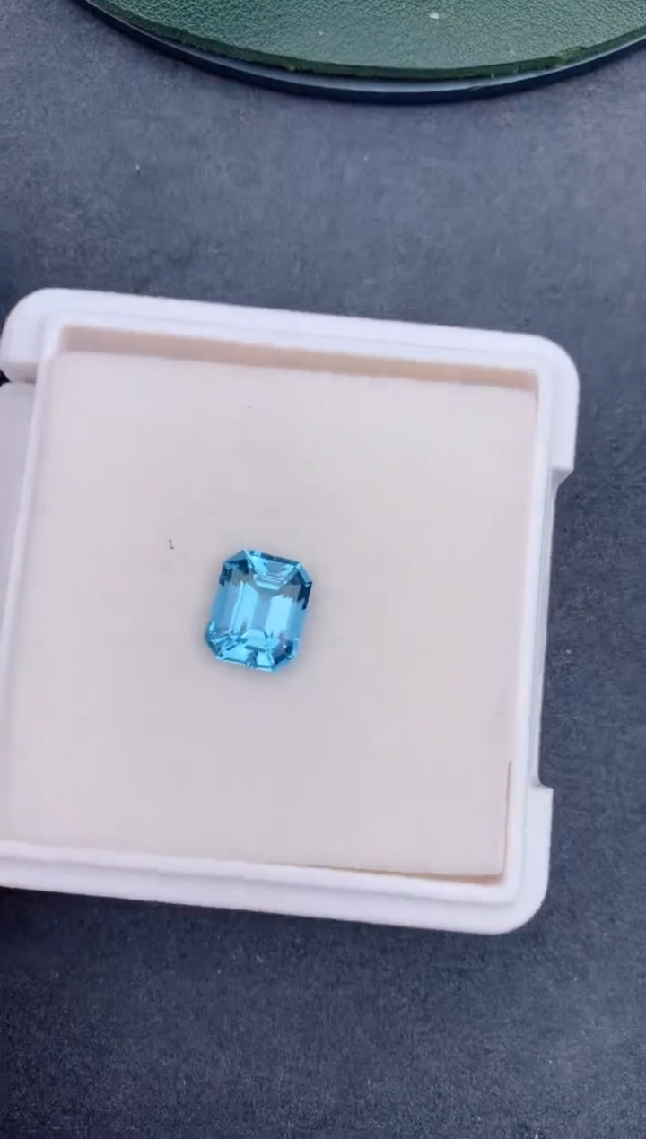 【闪购商品】海蓝宝石裸石未镶嵌3.4ct海蓝宝